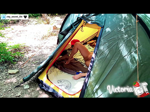 ❤️ ថតដោយកាមេរ៉ា Passionate jerk off Stranger in a tent ❤️❌ វីដេអូសិច នៅ km.pornburst.ru ❌❤