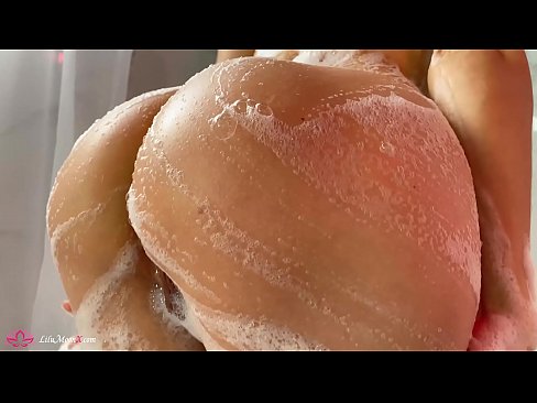 ❤️ Brunette Masturbates Pussy with Vibrator to Intense Orgasm in Shower ❤️❌ វីដេអូសិច នៅ km.pornburst.ru ❌❤